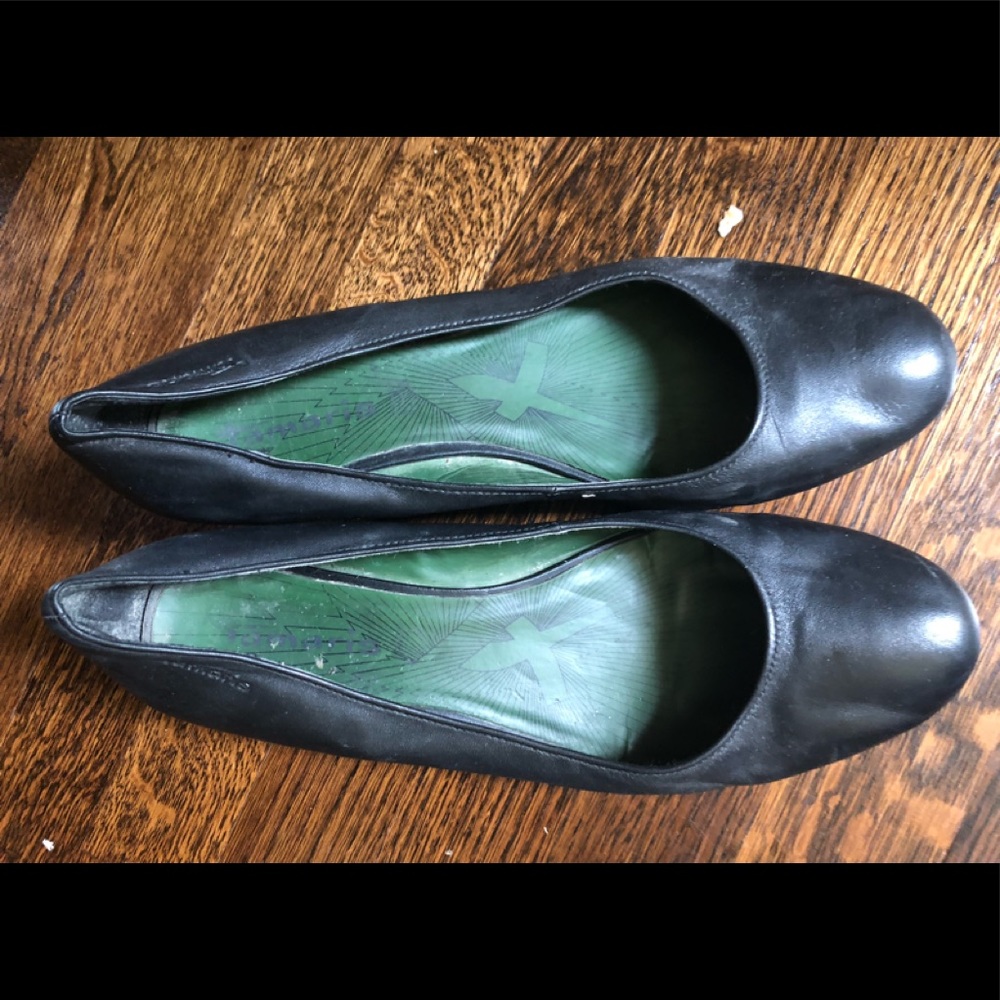 Tomaris wedge shoes